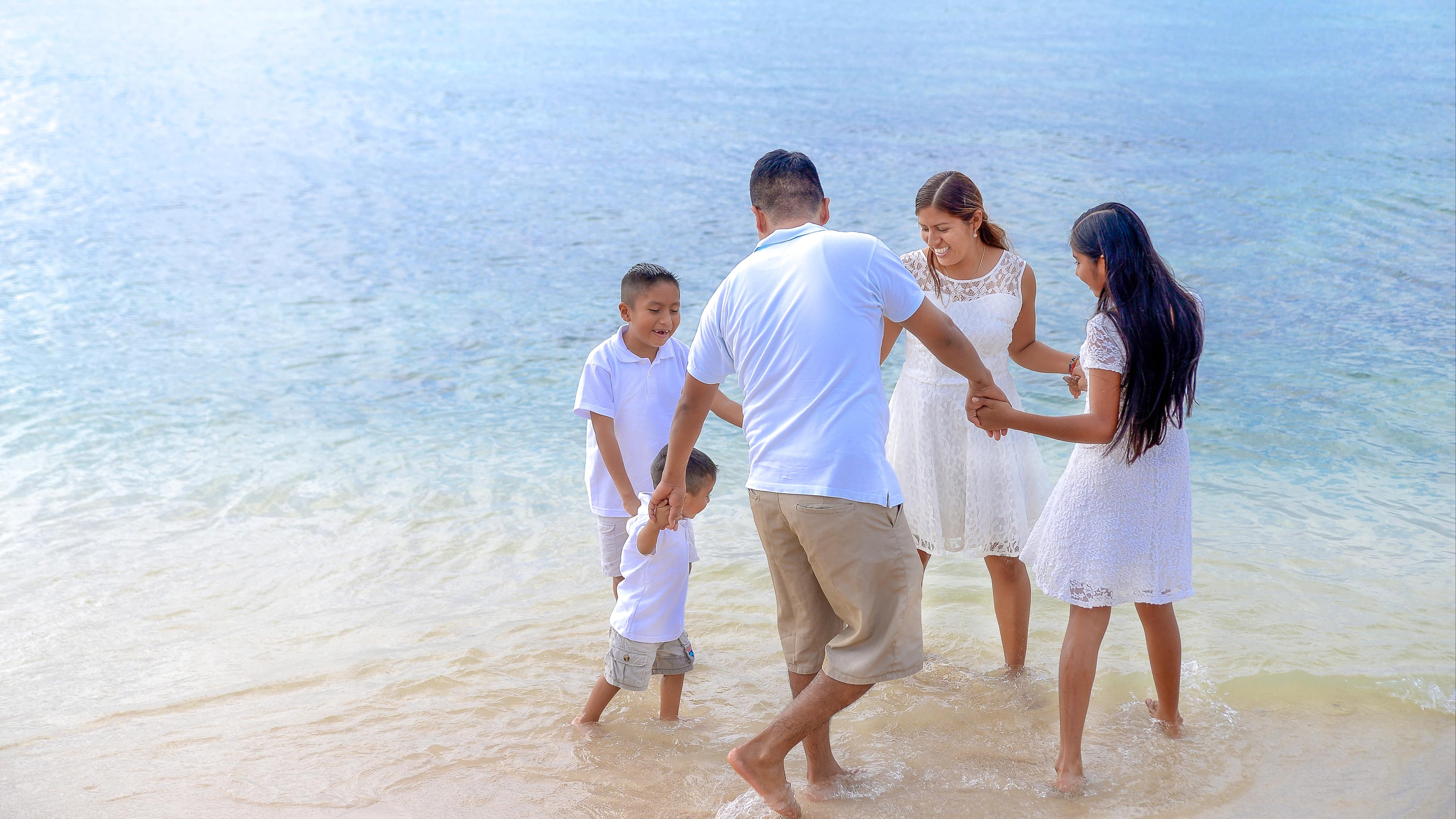 Où partir pour des vacances pas chères en famille en août ?