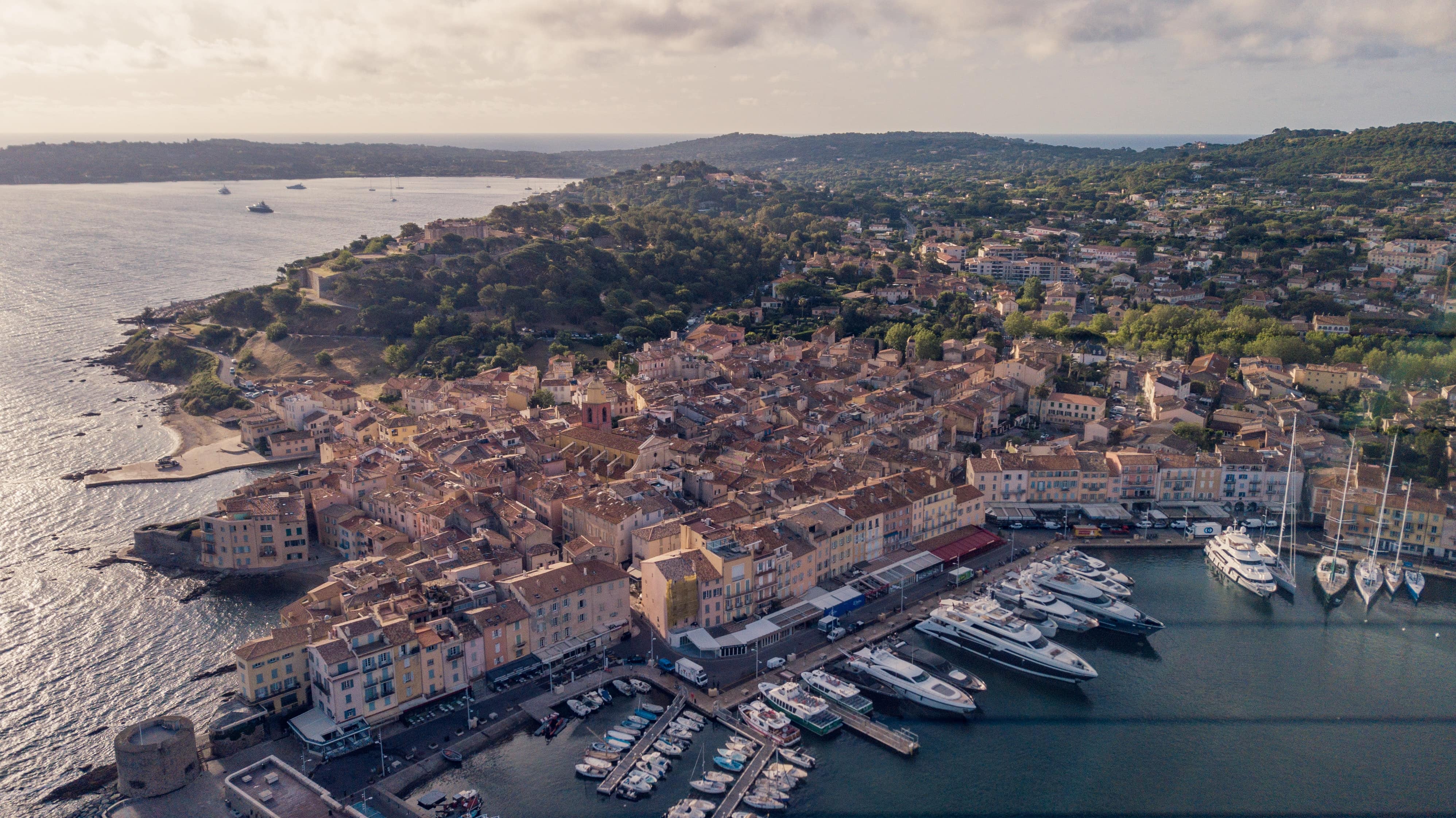 Aerial view of Saint Tropez, photo by Valentin B. Kremer on Unsplash