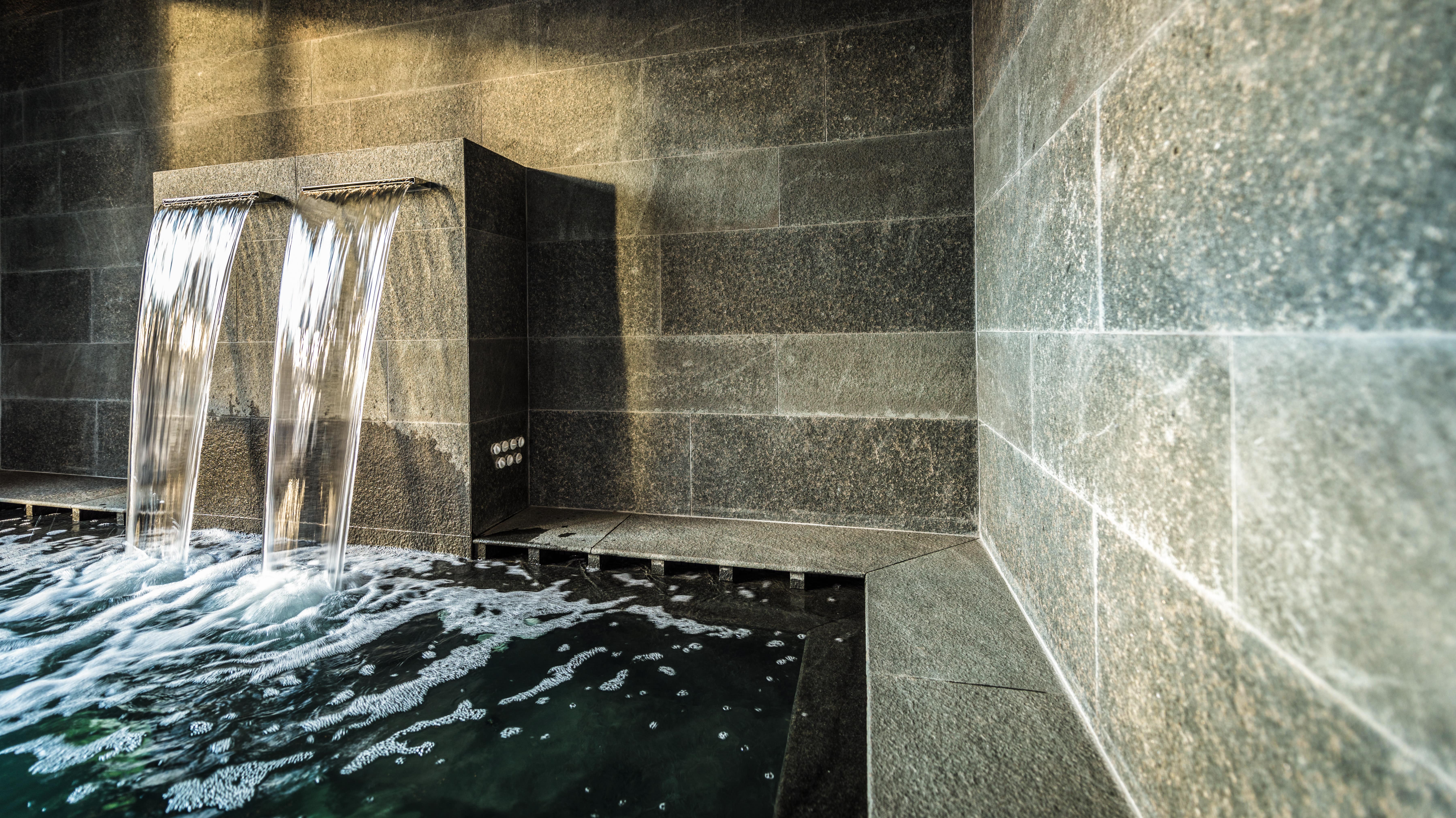 Relaxez-vous dans une chambre avec spa privatif !