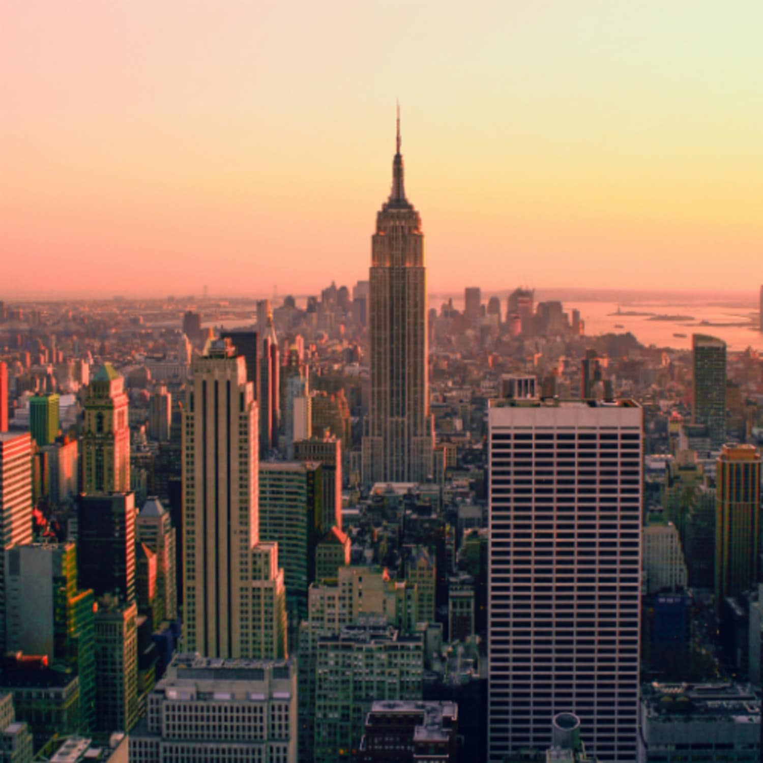 Le soleil se lève sur New York