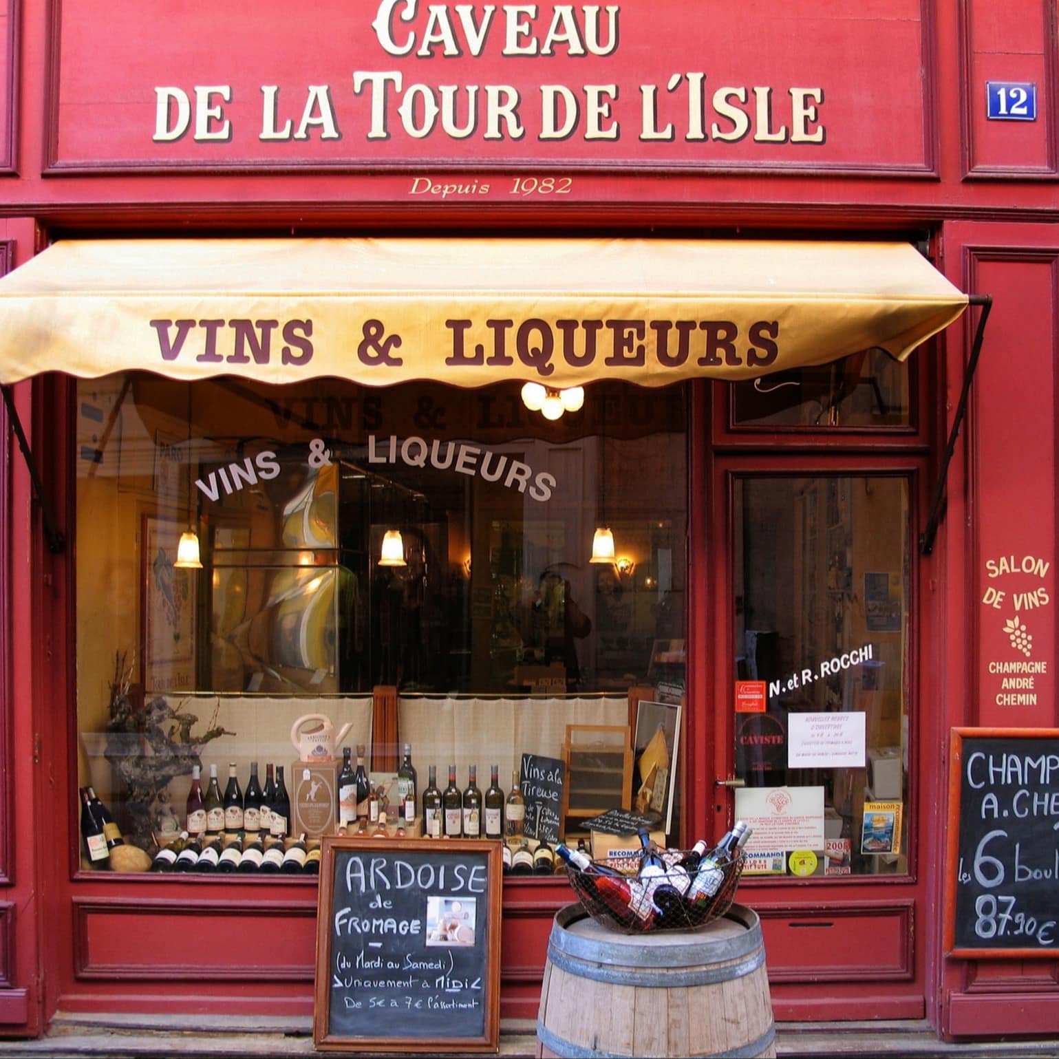 Boutique de L'Isle-sur-la-Sorgue, France
