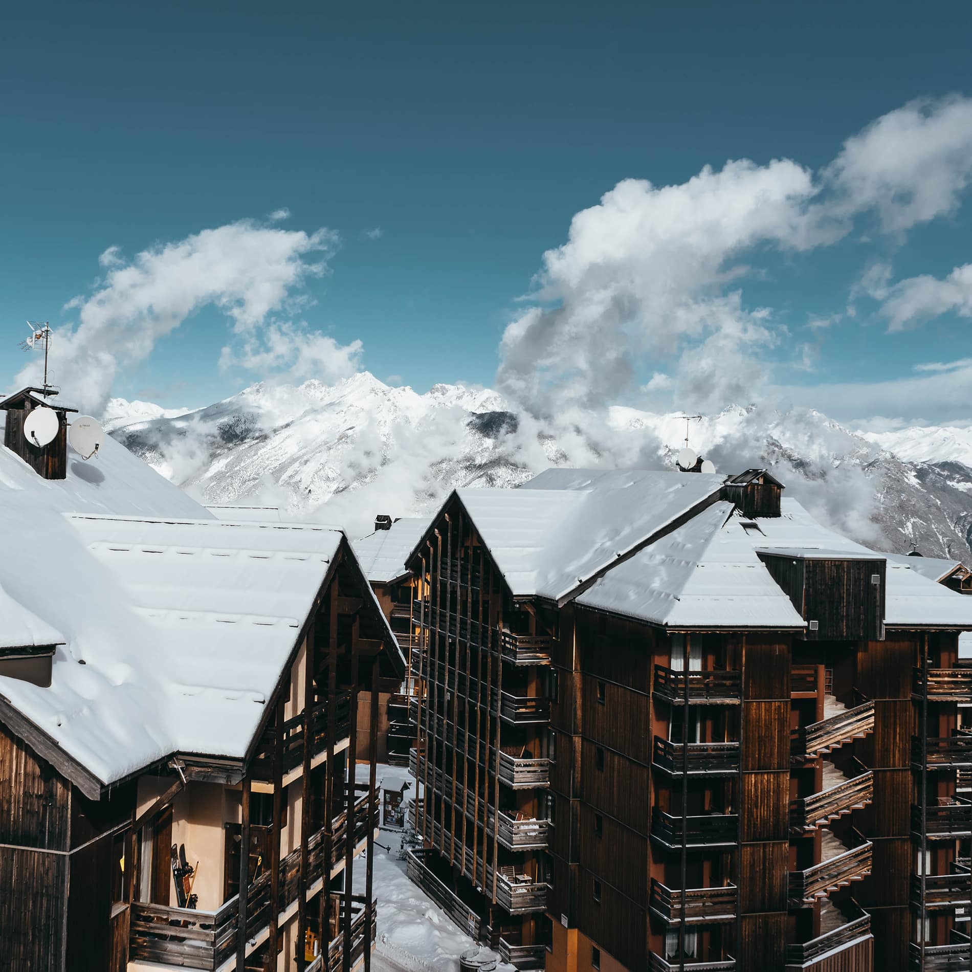 ski vacation renting in ski station Risoul