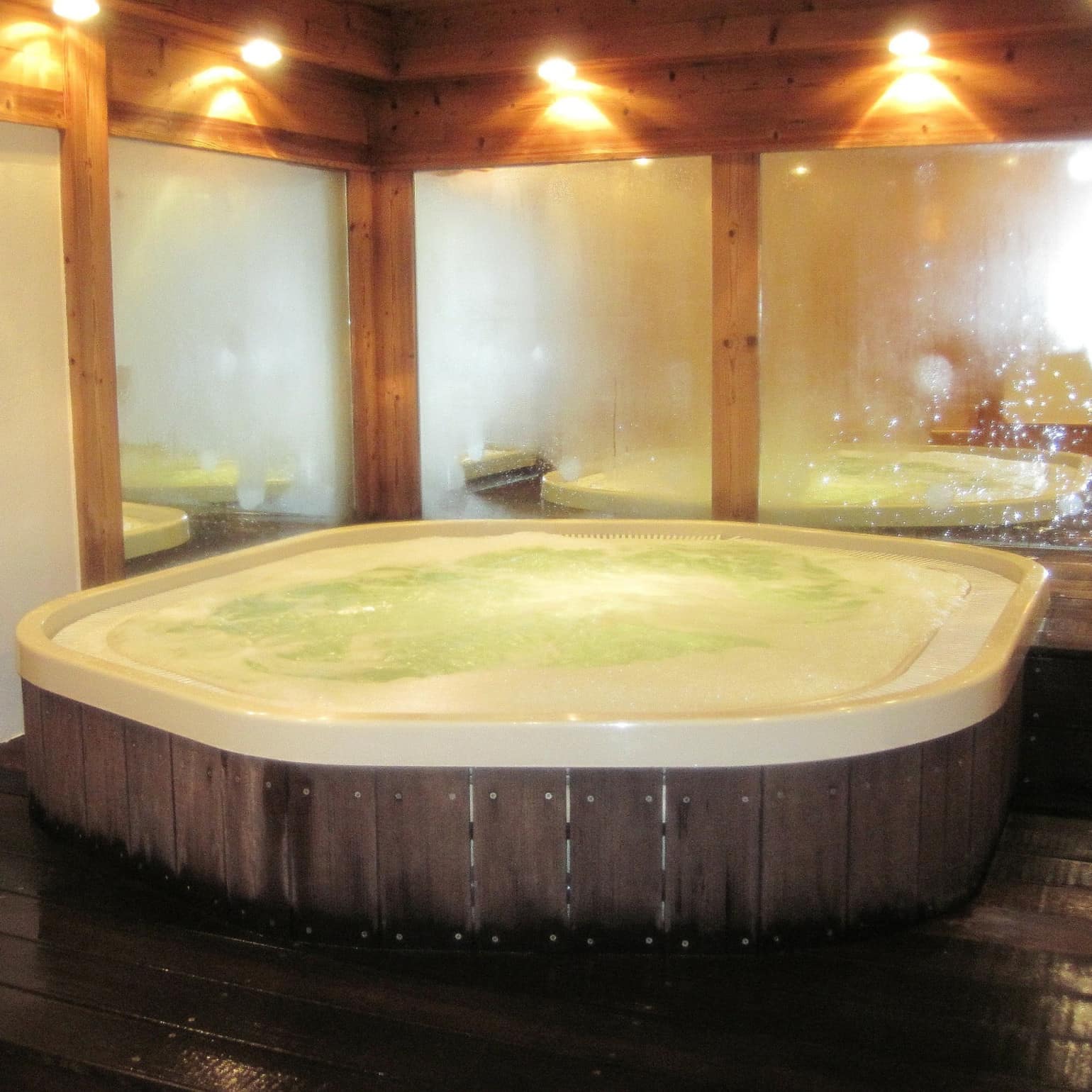 Jacuzzi au pied des pistes