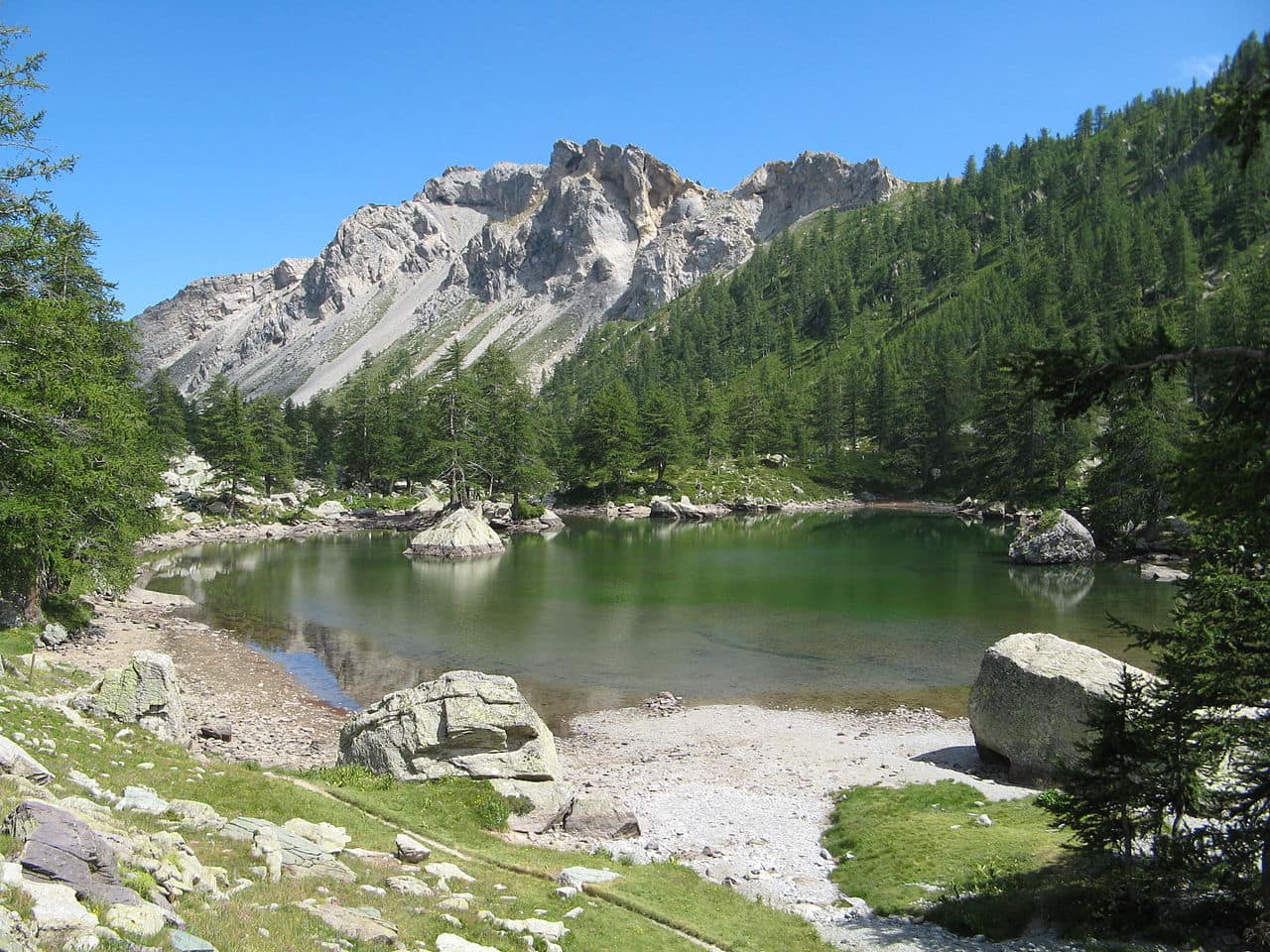 Lac Vert de Fontanalbe, by Patrick Rouzet