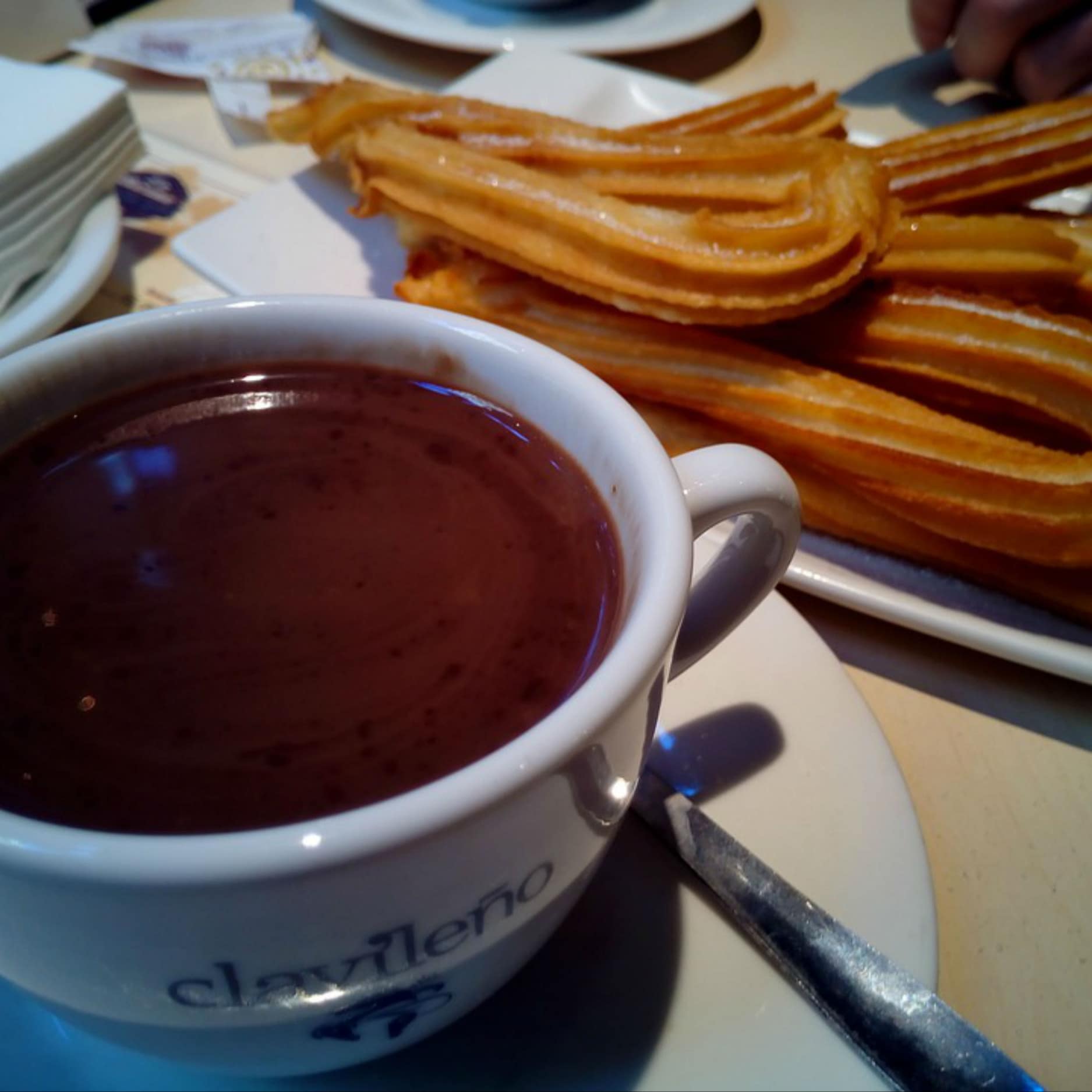 Laissez-vous tenter par un typique « Churros con Chocolate »