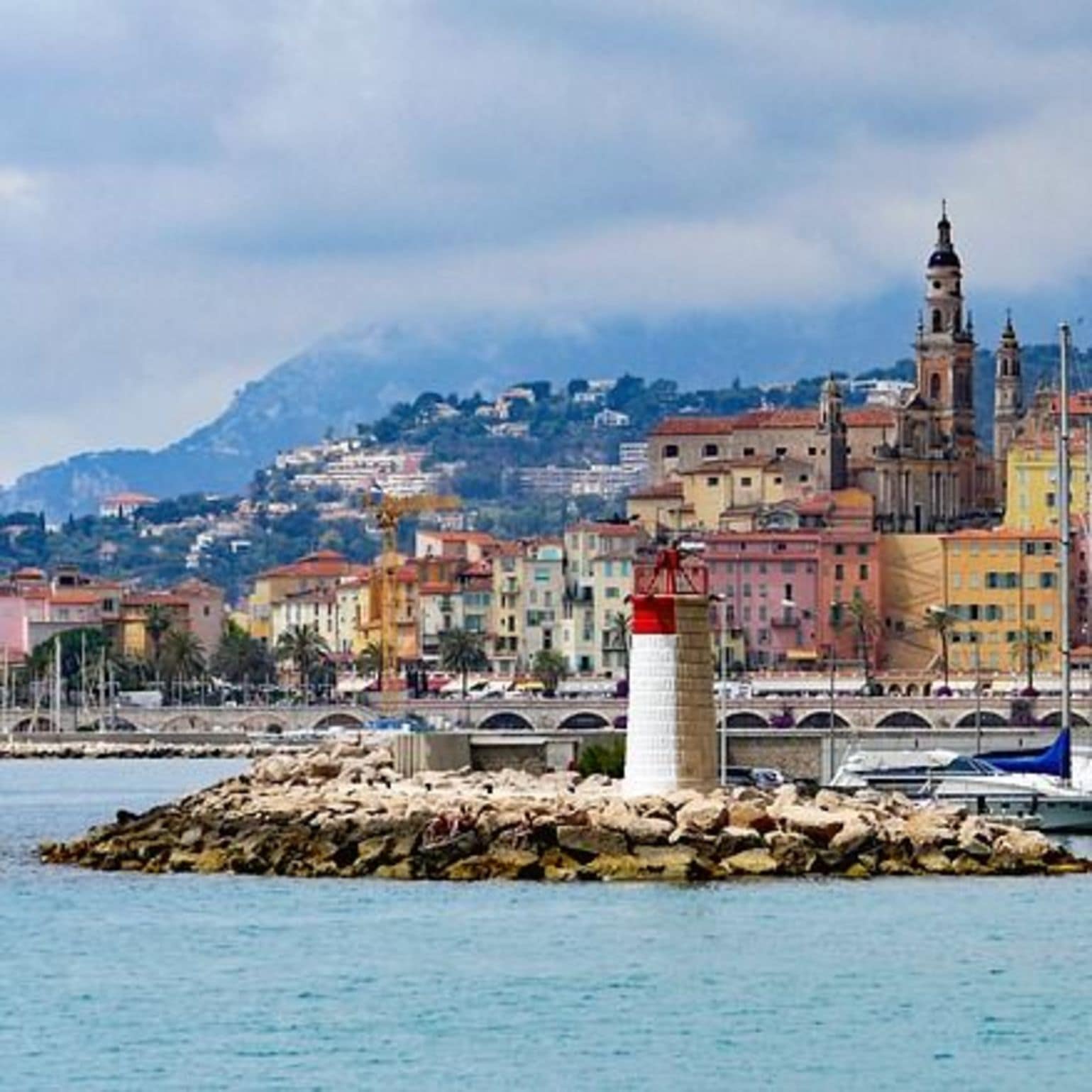 La location de maison de vacances, solution idéale pour buller à la Côte d’Azur en toute tranquillité !