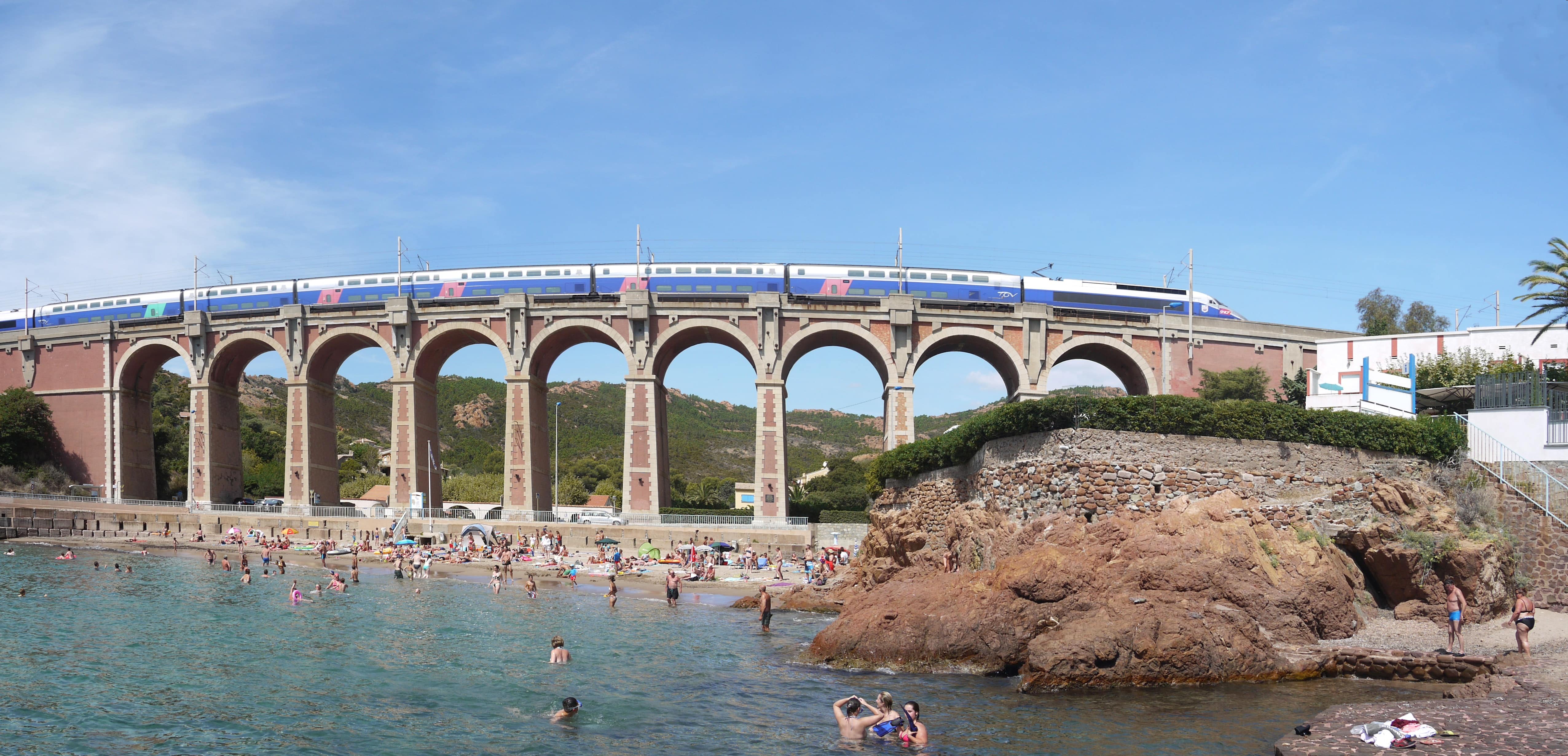 Train, Côte d’Azur STOCK