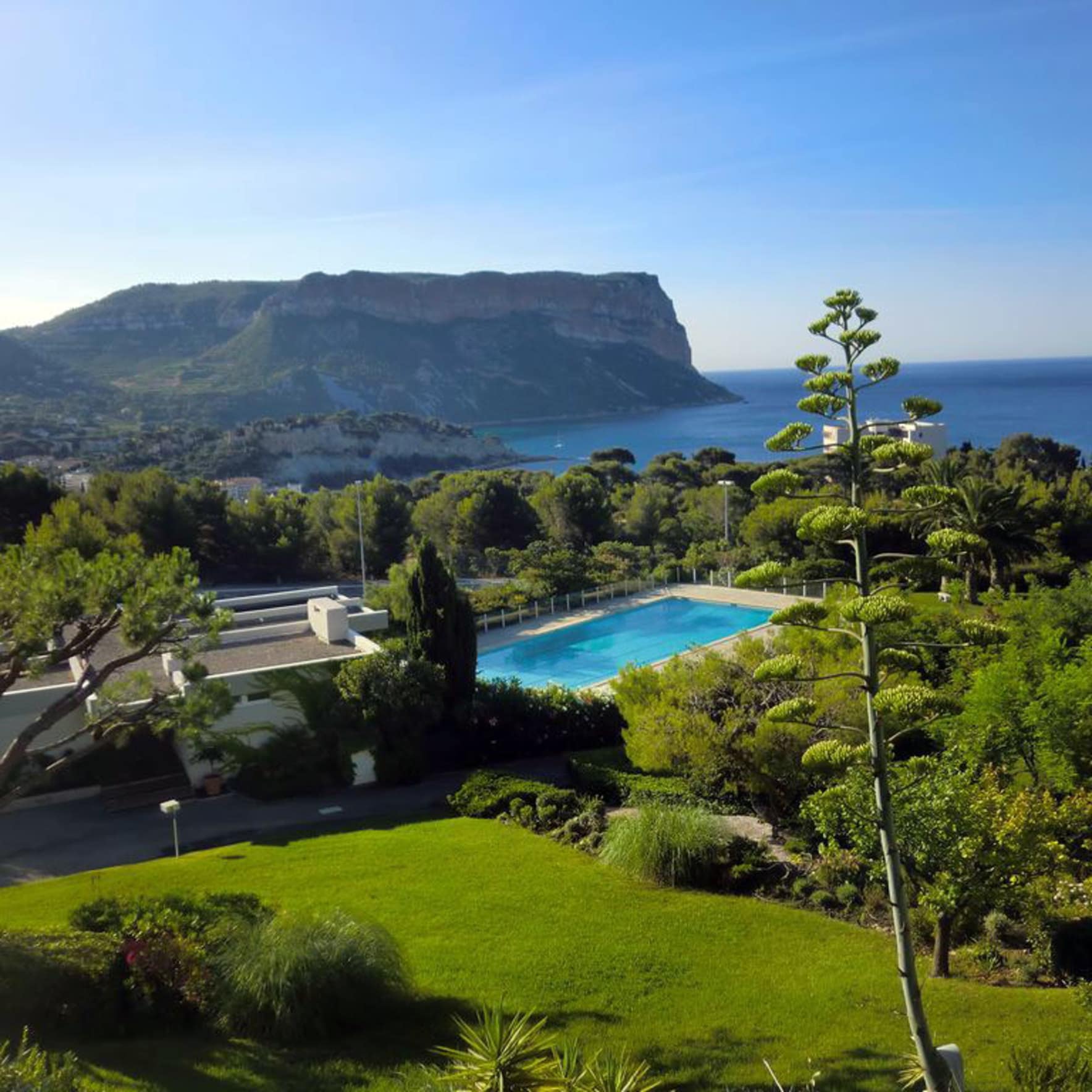Location de vacances à Aubagne : appartement avec jardin et vue sur la mer