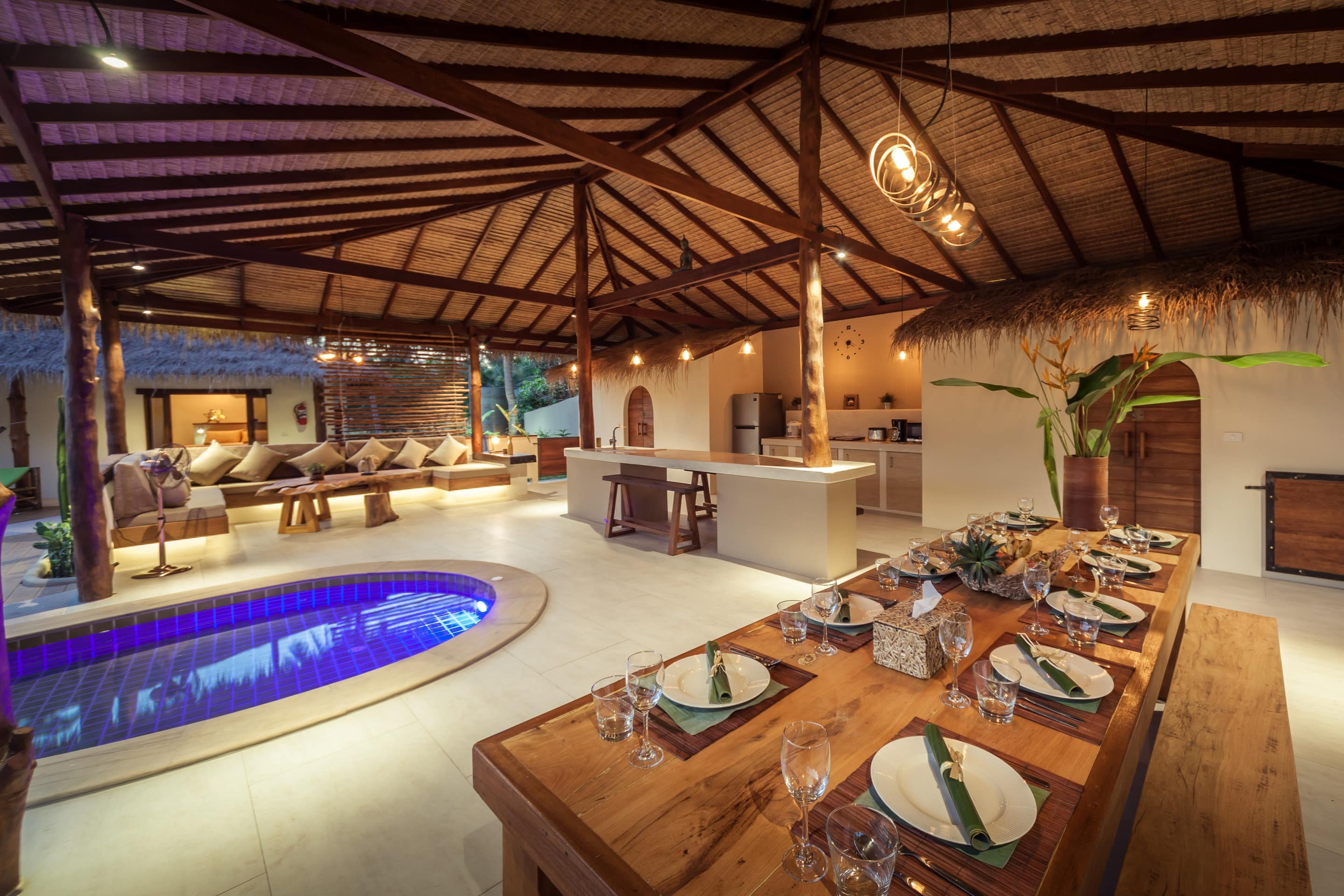 10 bedroom holiday villa in Lipa Noi beach Thailand