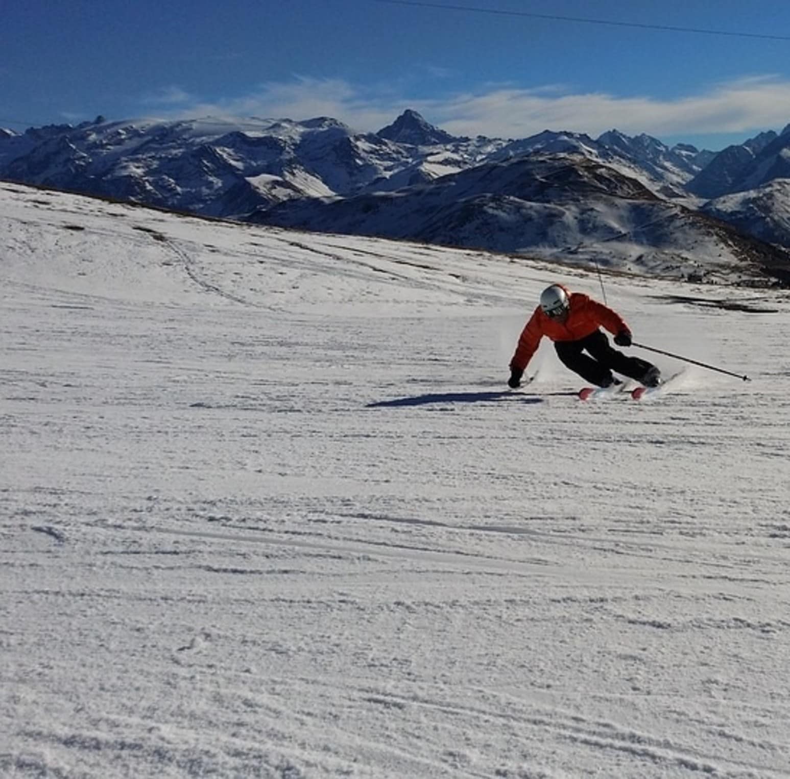 Skieur sur une piste