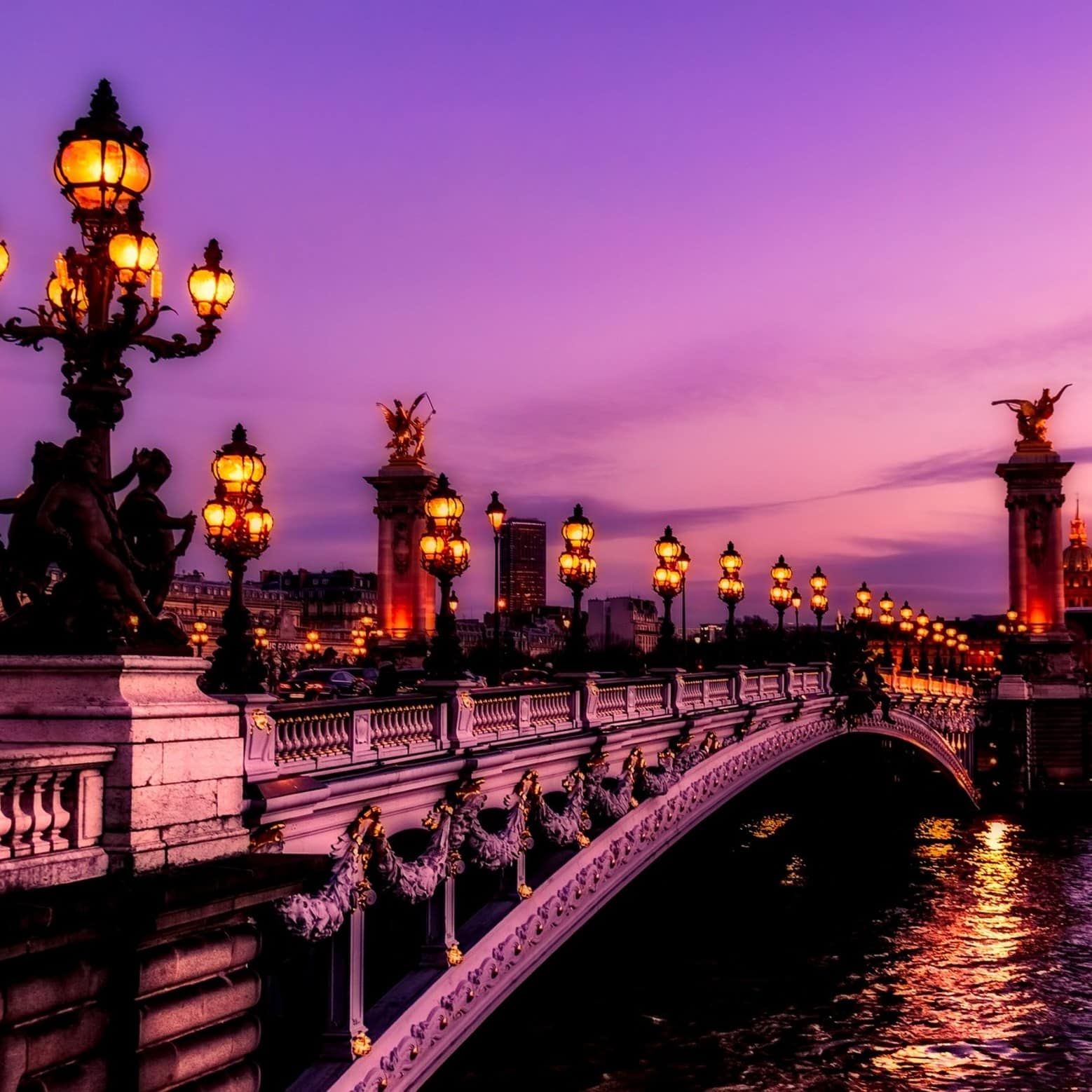 La Seine et ses ponts au soleil couchant, sans conteste un des sommets du romantisme !