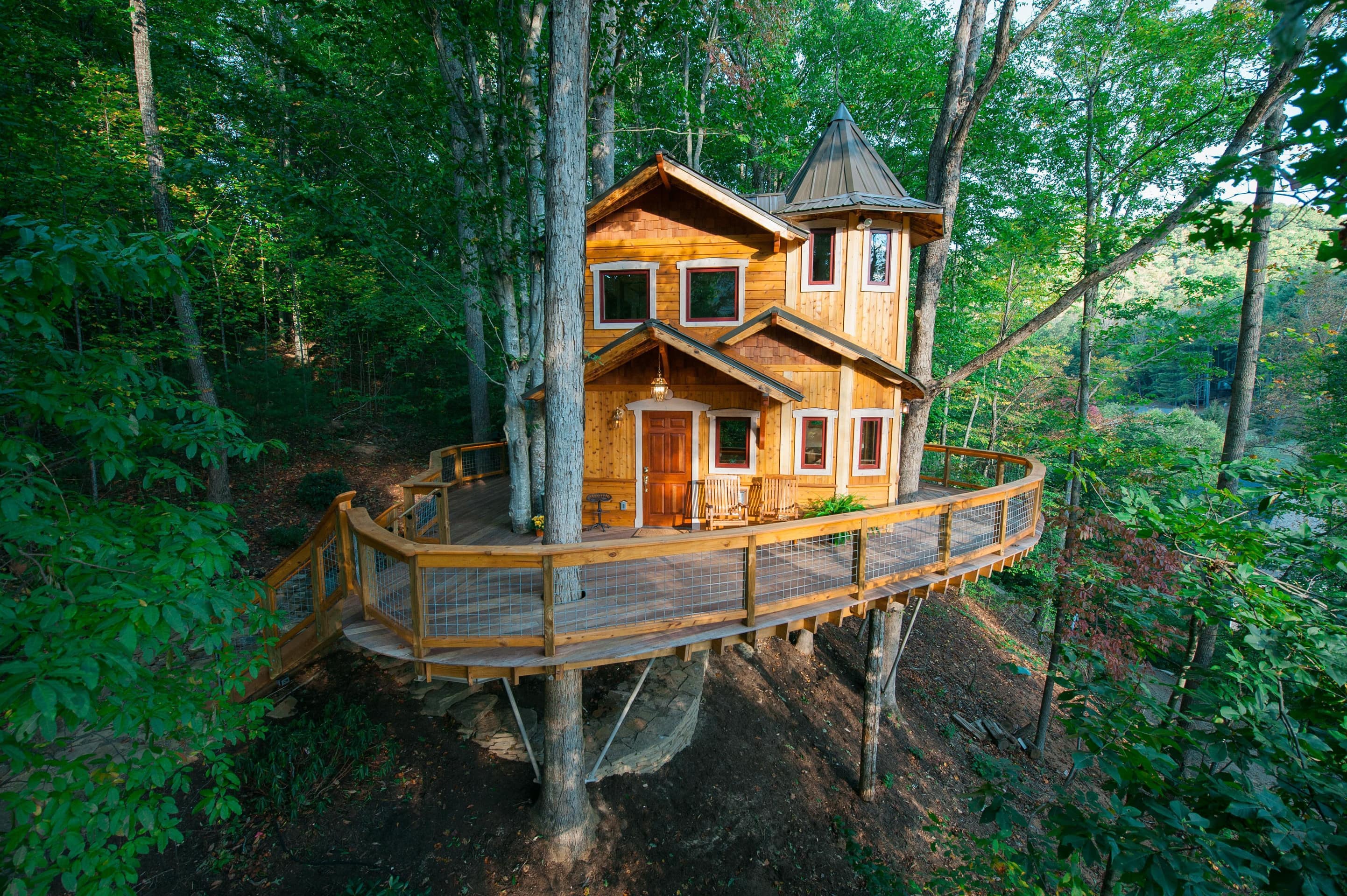 5 bonnes raisons de louer une cabane dans les arbres dans le Nord