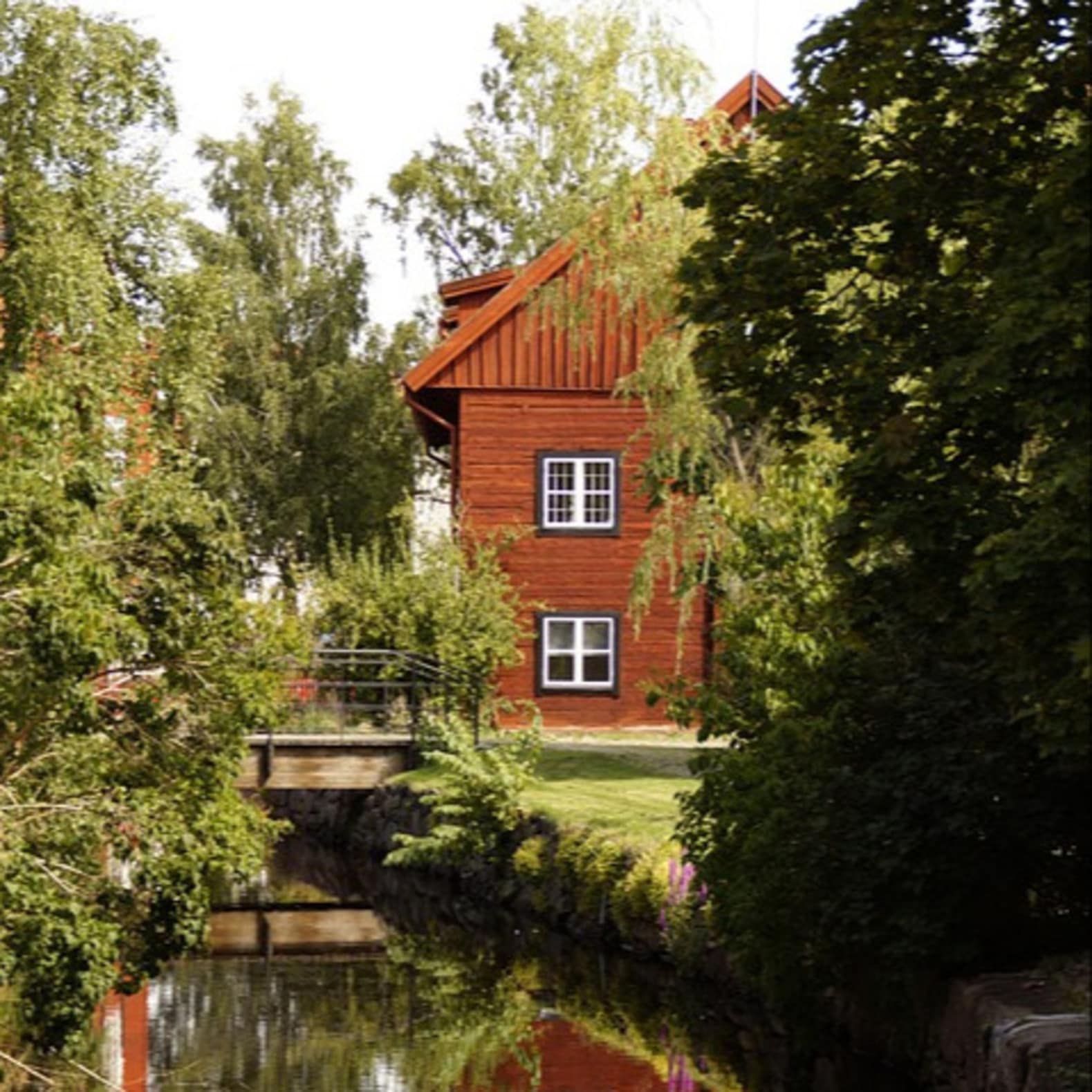 Villa suédoise, jardin arboré, villa Europe