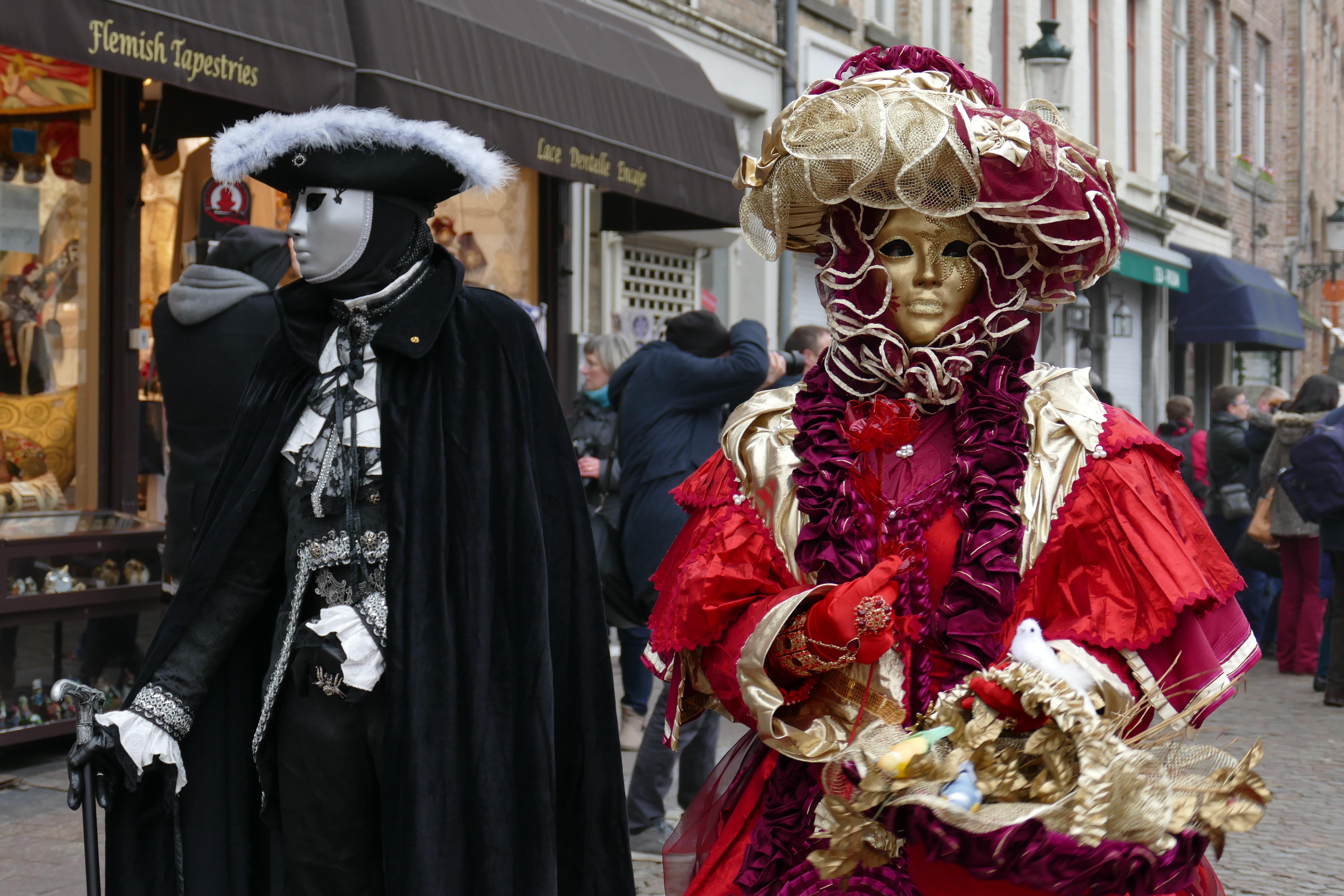 Carnival, photo by Marc Vandecasteele on Unsplash