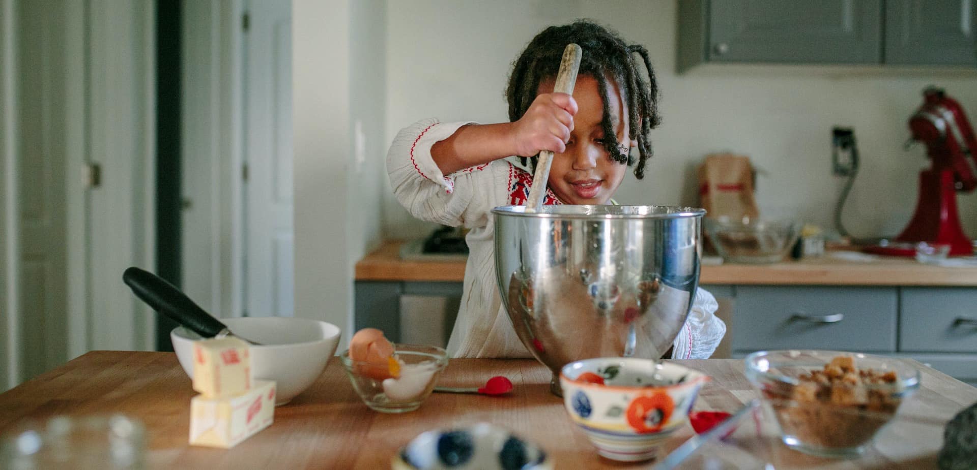 Lancez-vous des défis autour de plats sucrés et salés pour vous amuser en famille, sans sortir de la cuisine