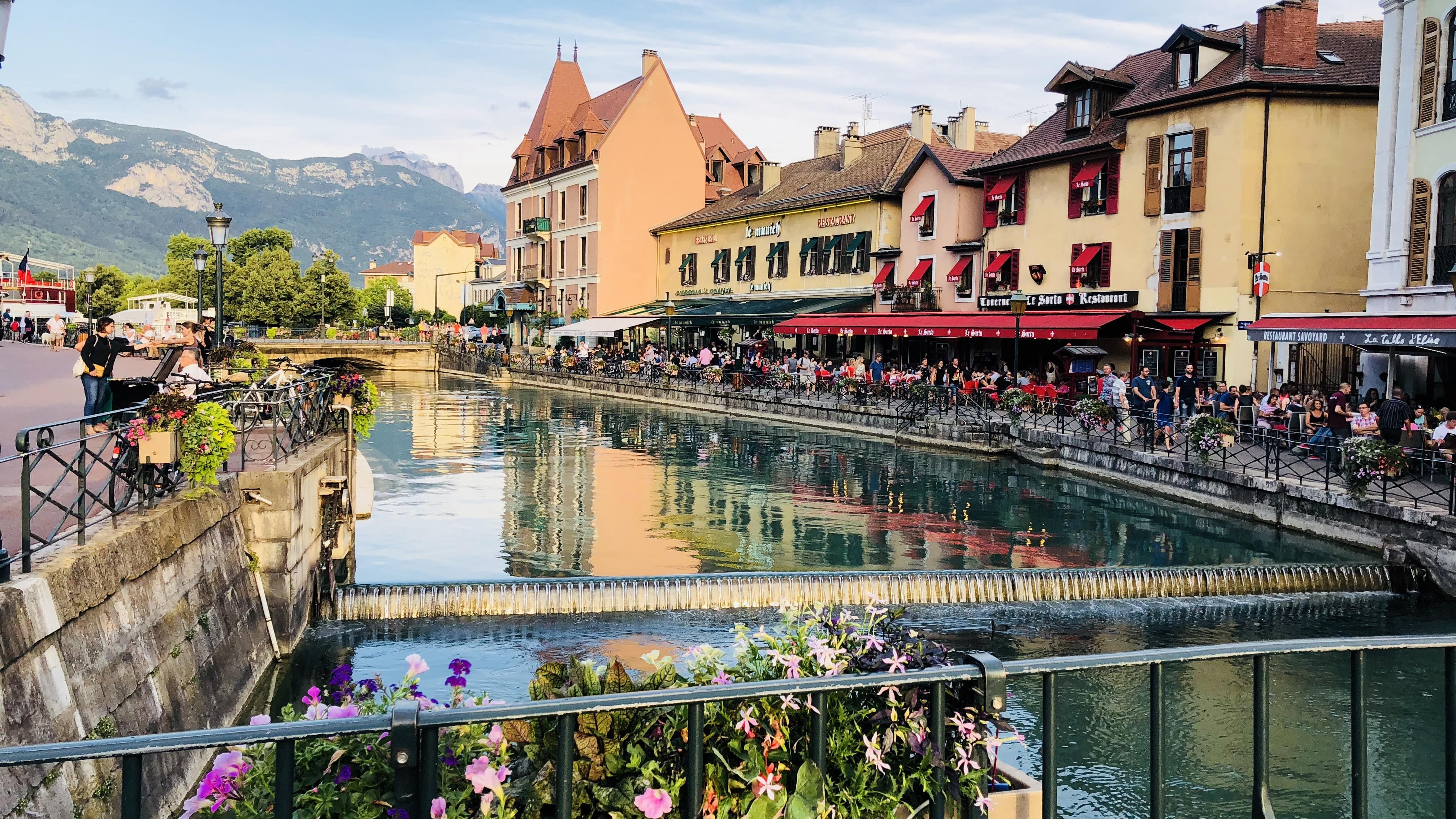 Location de vacances à Annecy, une ville au cœur de la nature