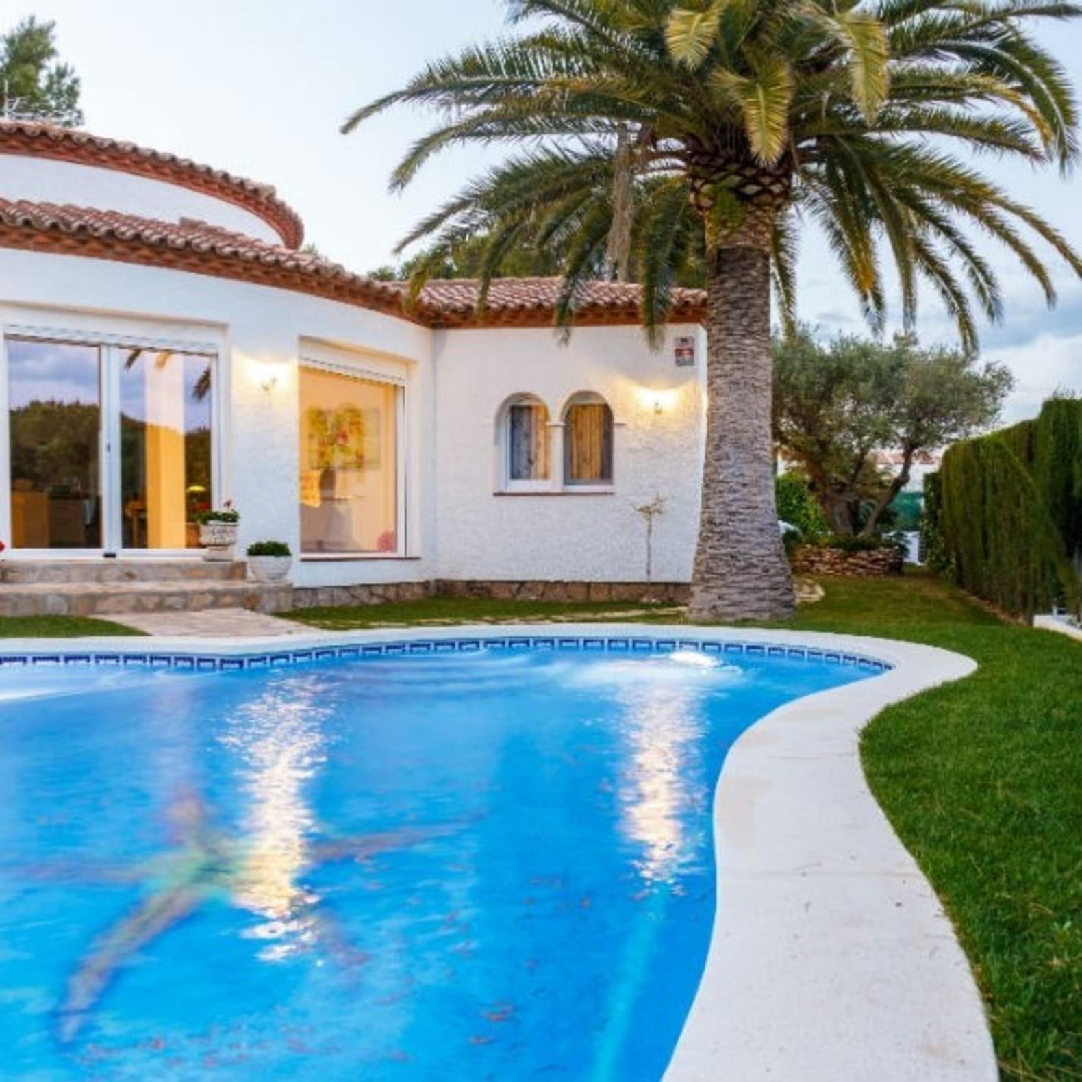Villa avec piscine, jardin arboré, villa Malaga