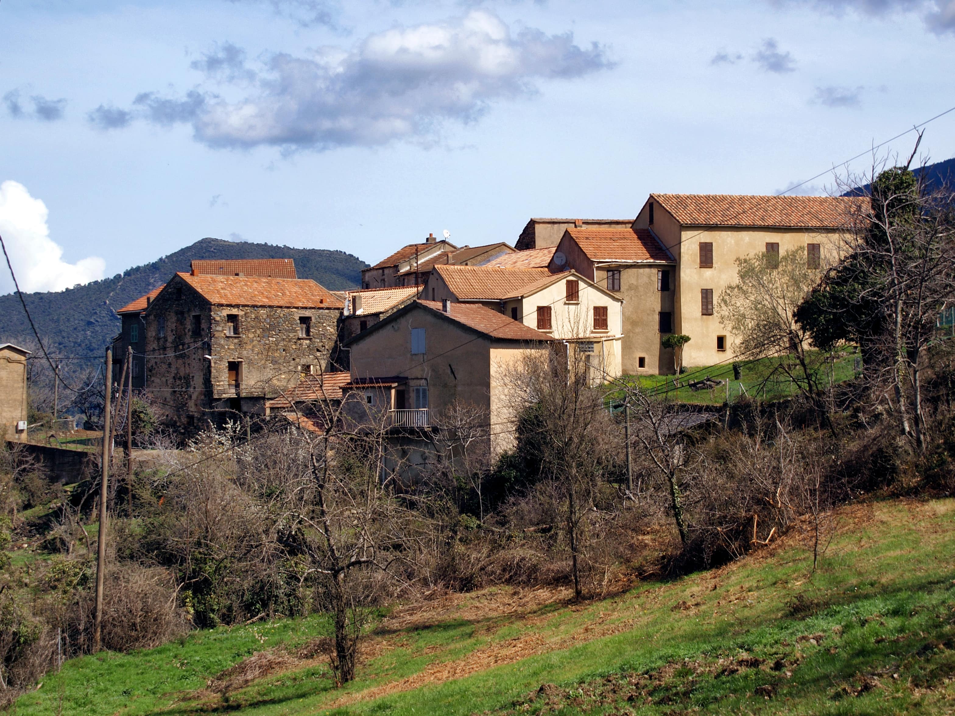 petits villages france - 2 Érone