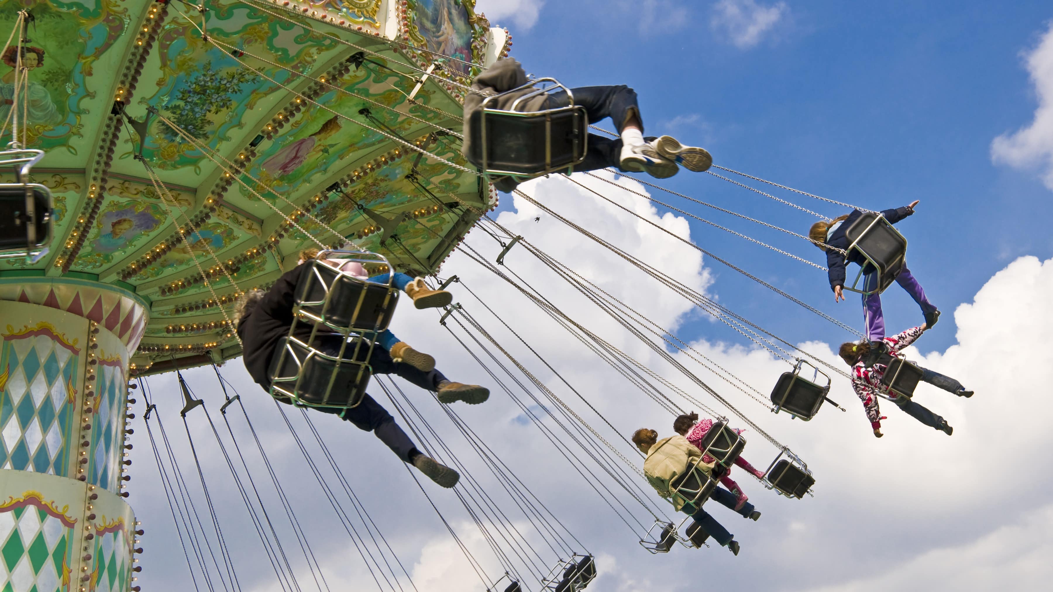 Chaises volantes au Jardin d’acclimatation à Paris