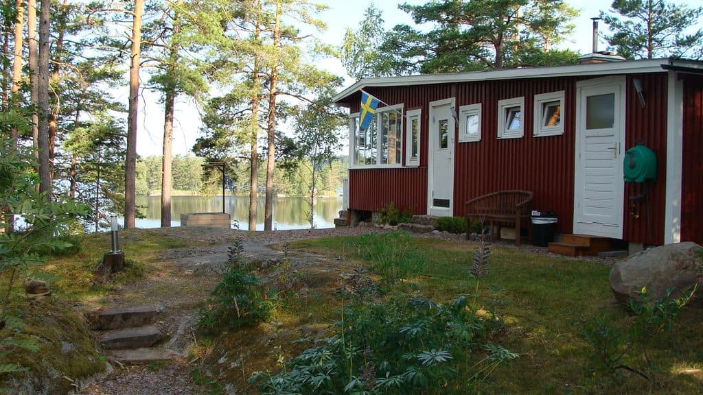 Chalet suédois au bord d’un lac
