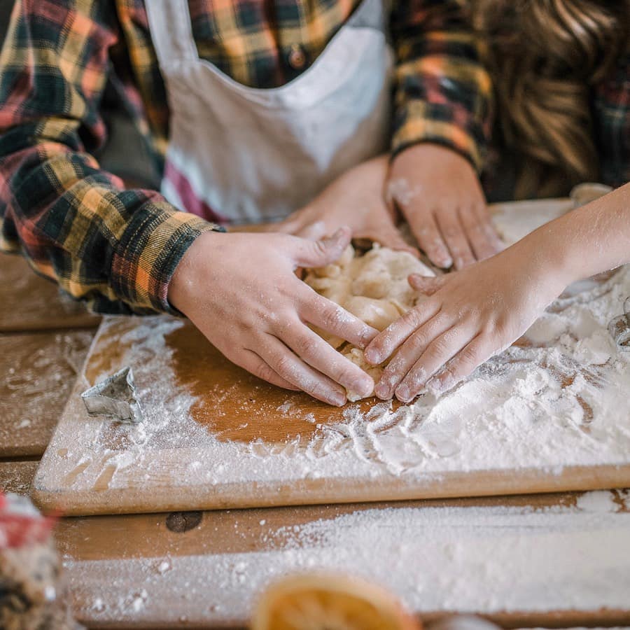 Family baking