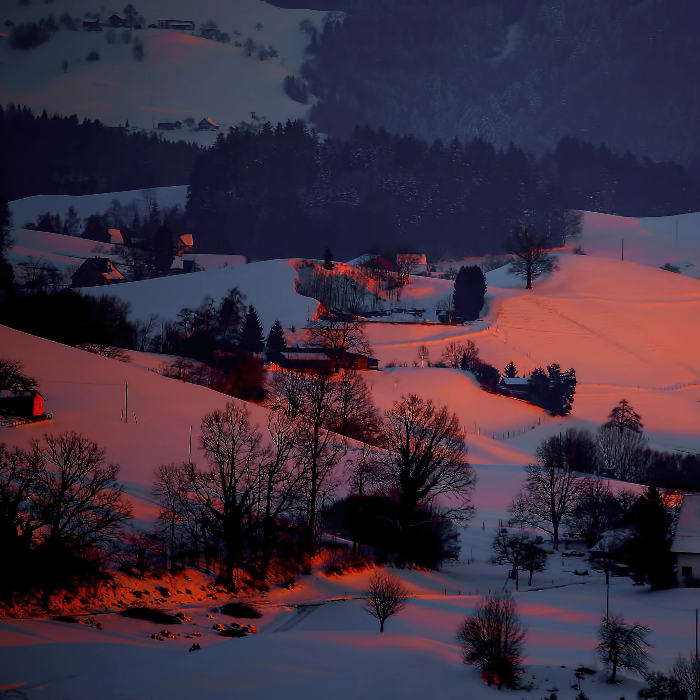 Soleil couchant sur la montagne