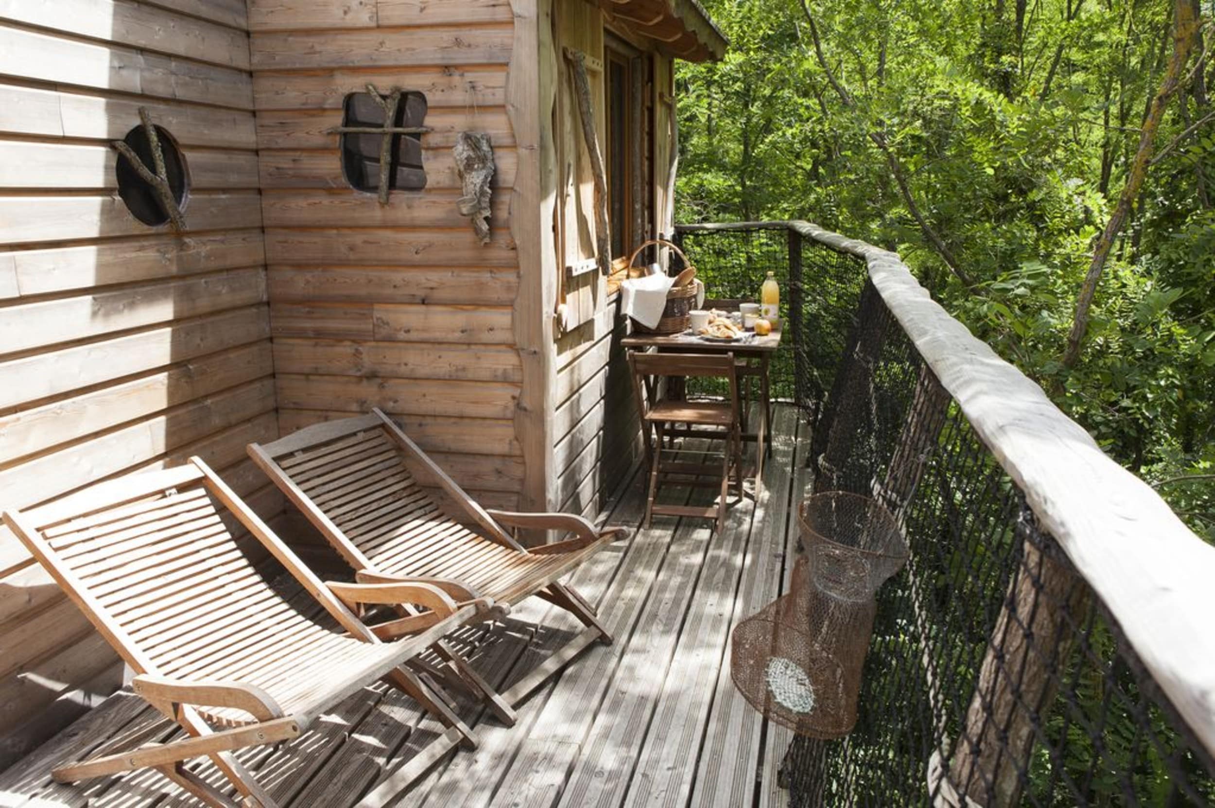 Cabane les arbres avec spa en bords de Loire