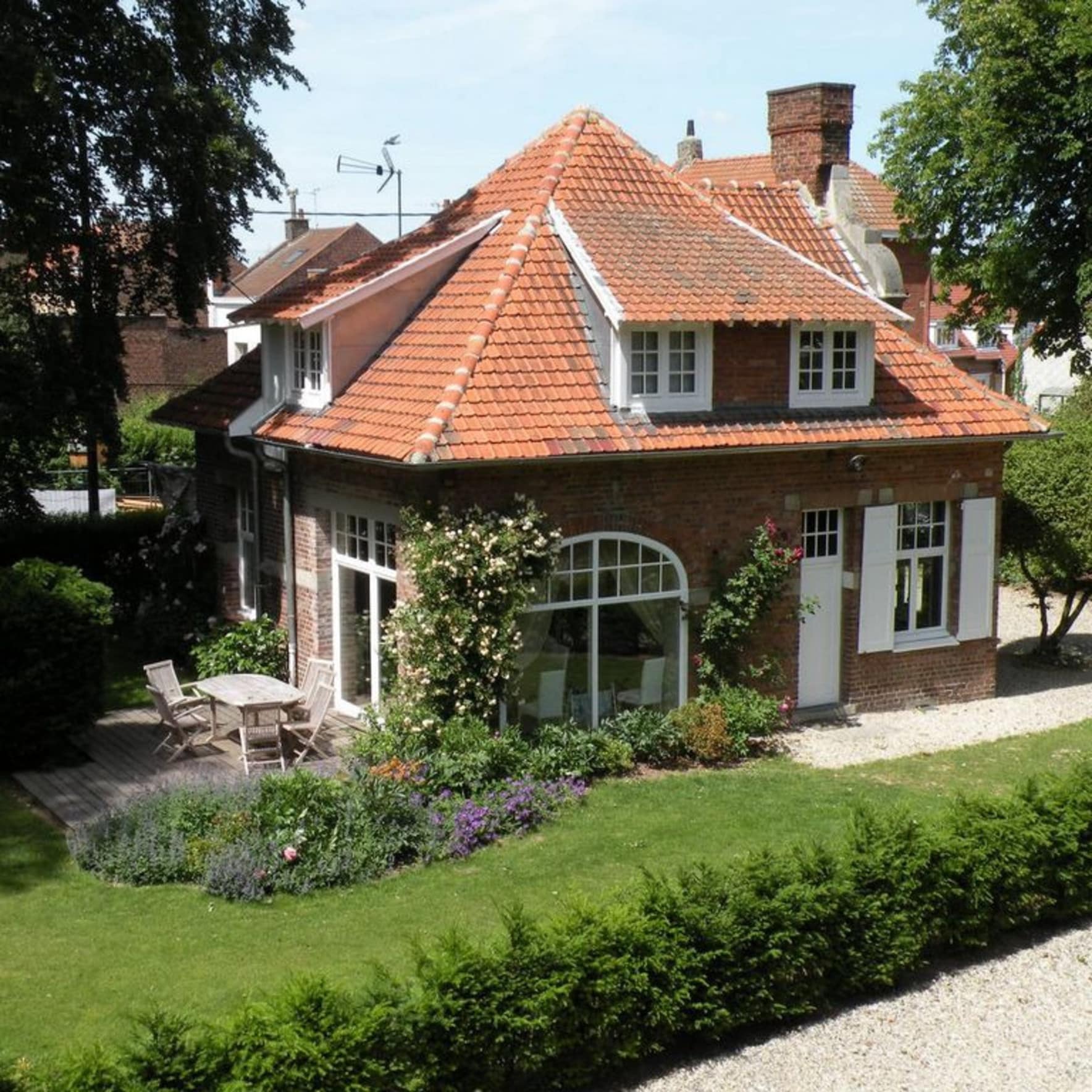 Maison de charme au milieu d’un parc