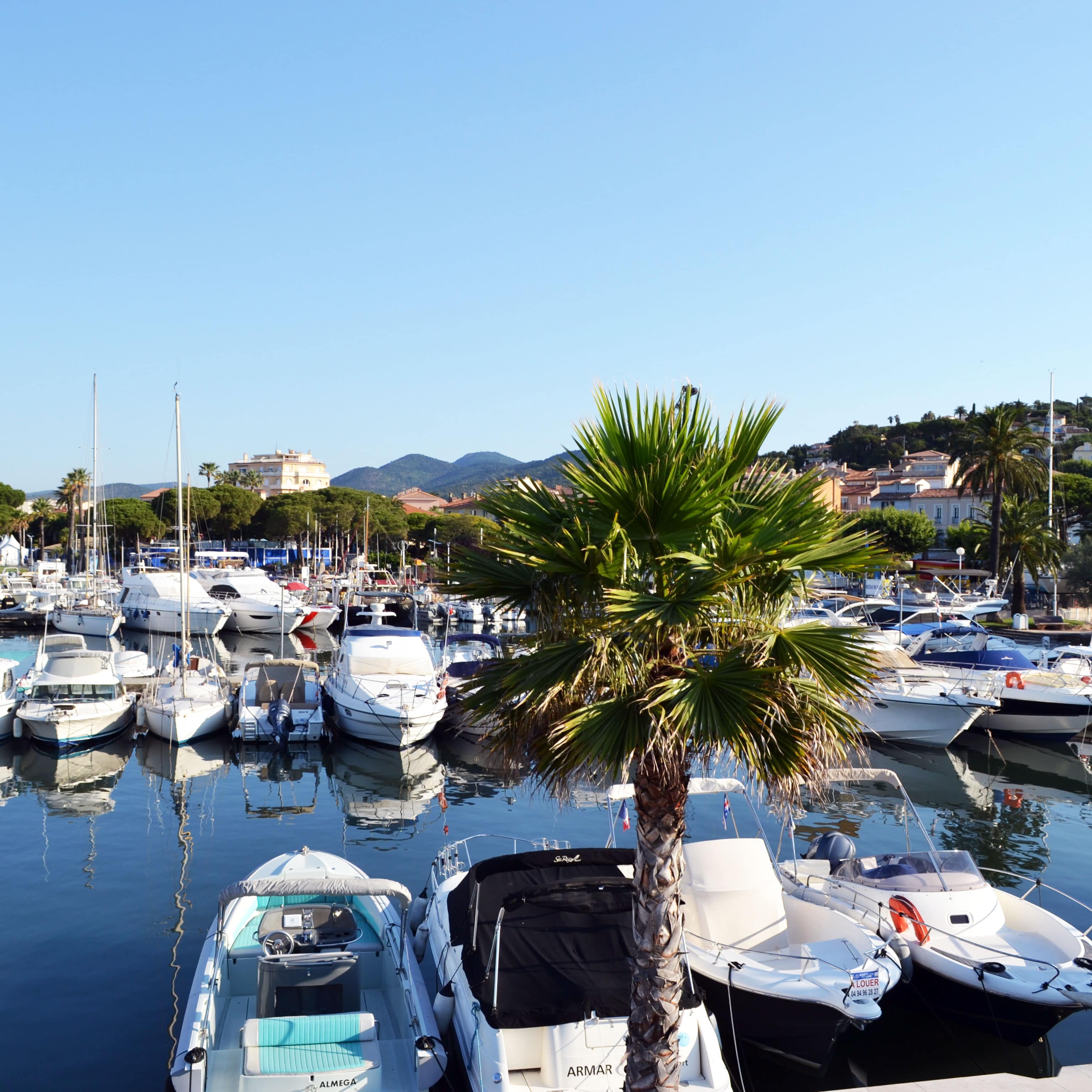 Vacances au sud de la France : une location de vacances à Sainte-Maxime, près du port