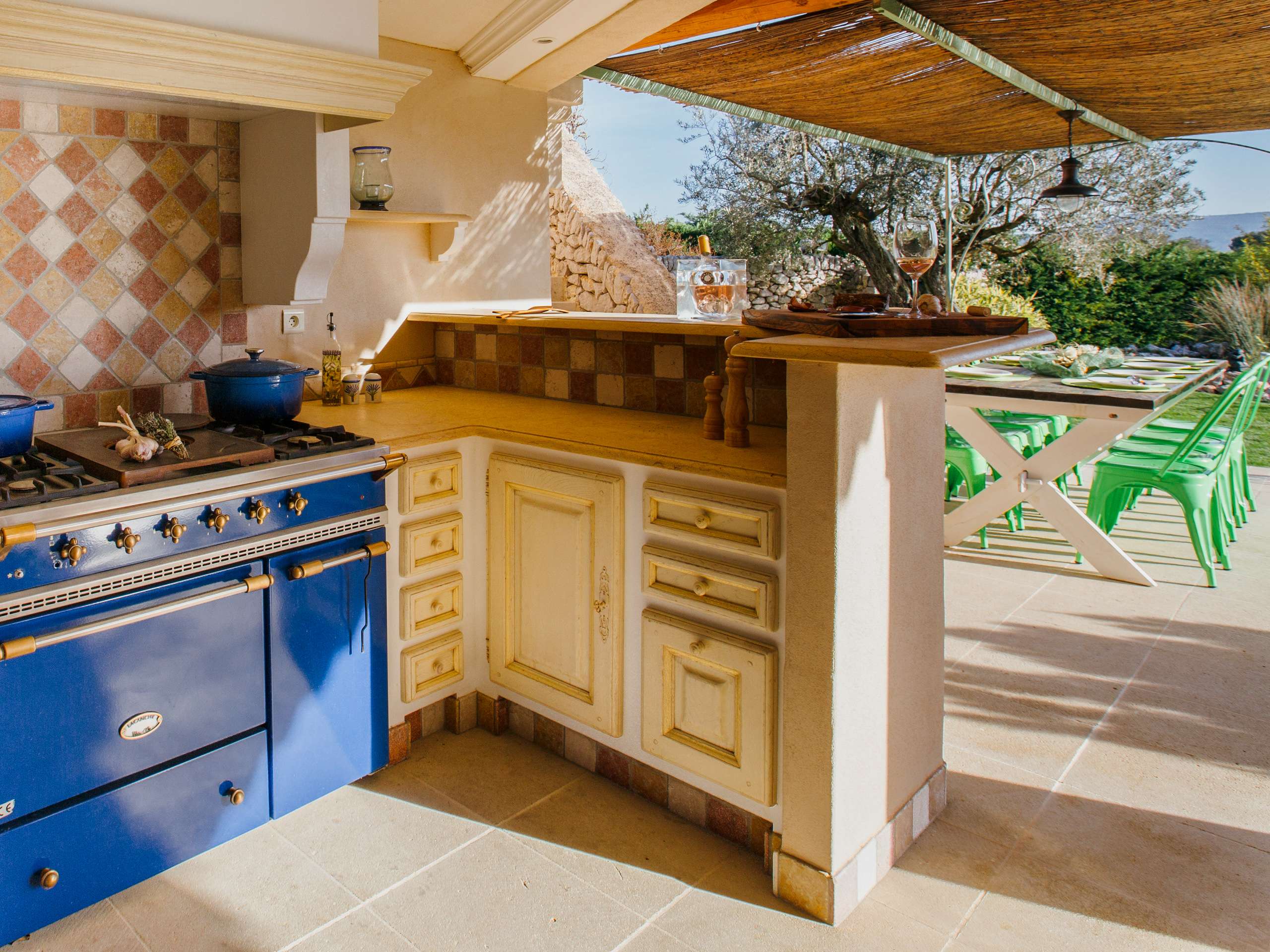 Laidback living in the Luberon, France